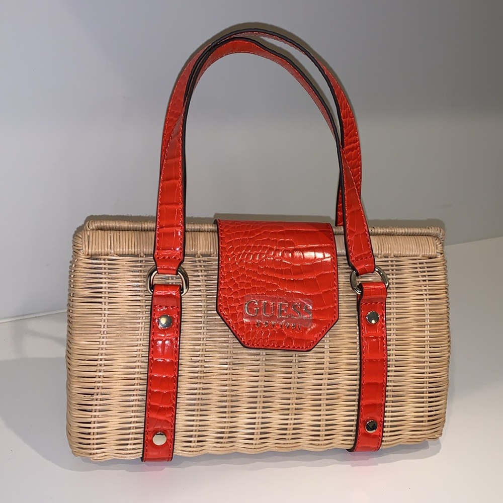 GUESS Paloma Satchel - Picture 3 of 16